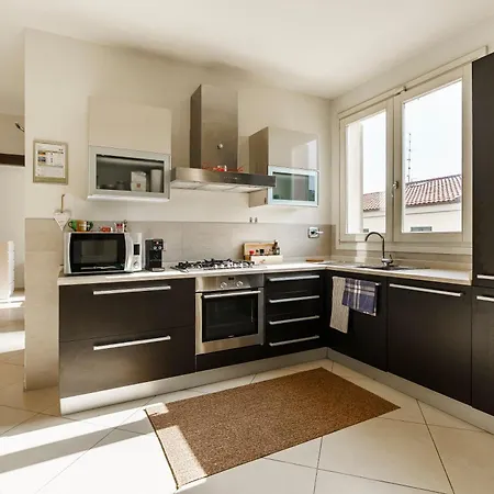 Salvia Apartment,