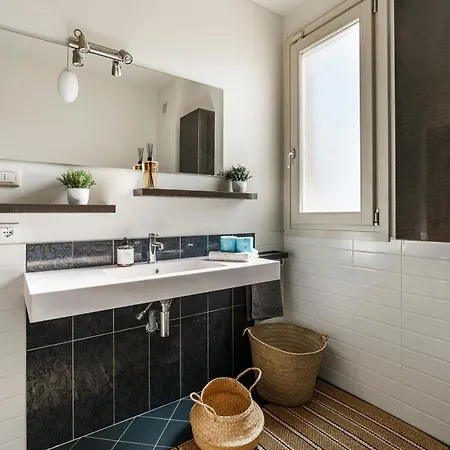 Salvia Apartment, Apartman